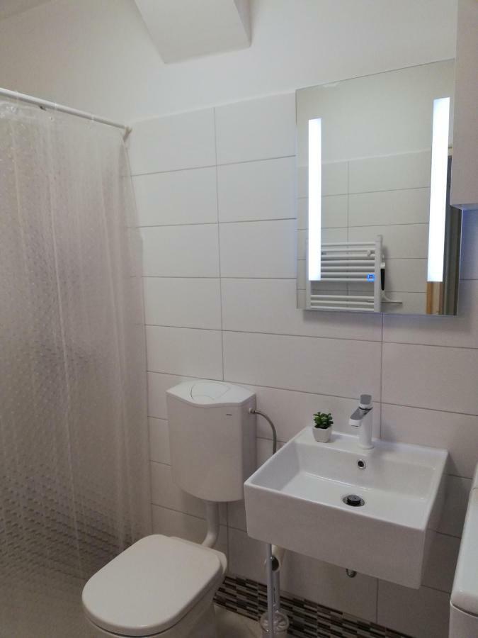 New Renovated Apartment 15 Min From Beach On Foot 普拉 外观 照片